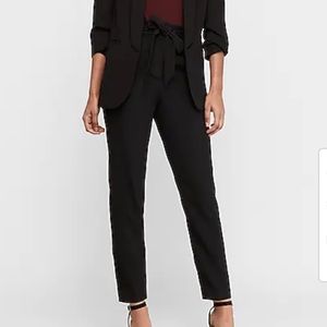 Express Women’s paperbag ankle pants size 0S